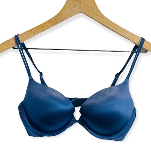 Victoria’s Secret blue bra padded adjustable - Picture 1 of 9